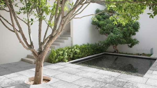 Frühwald Tiziano térko Gránitszürke-fehér