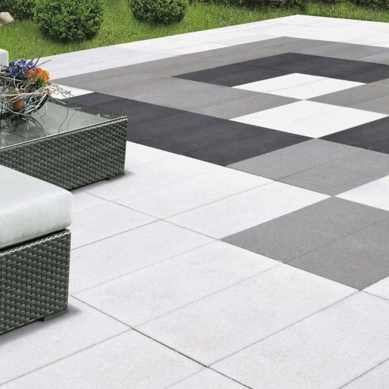 középszürke, sötétszürke