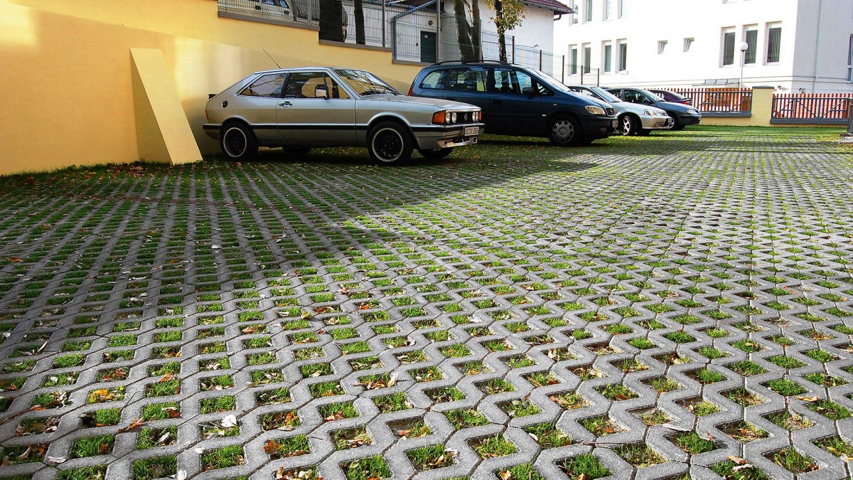 Barabás gyephézagos térkő